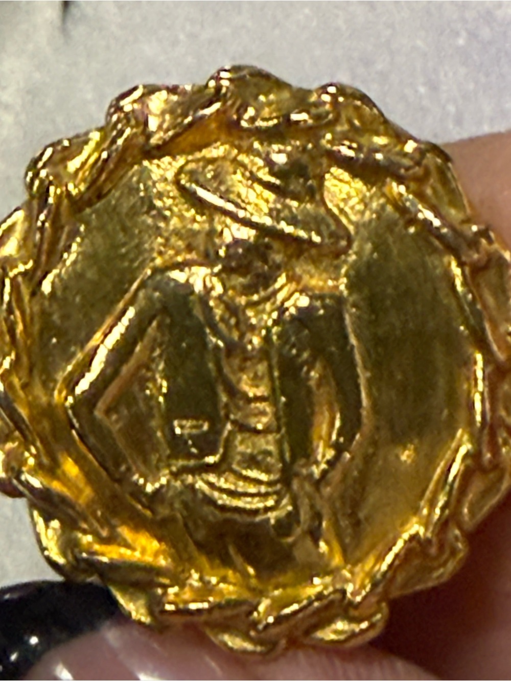 Vintage Chanel Gold Tone Figural Lady Clip-On Earrings Made in France RARE w/COA - Picture 5 of 11